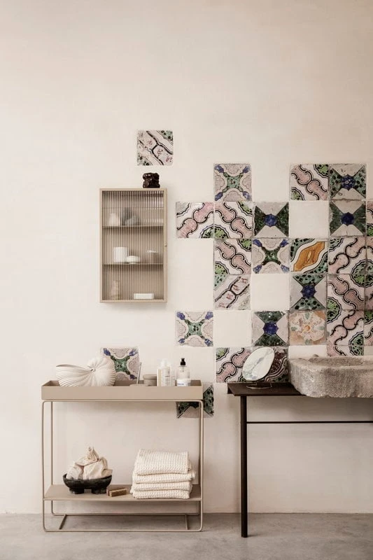 Ferm LIVING Armoire Murale Haze, Cashmere 8 Ferm LIVING Armoire Murale Haze, Cashmere – Image 6