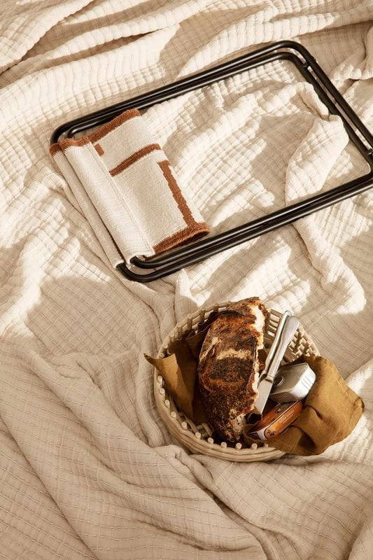 Ferm LIVING Tabouret Desert, Noir - Forme 4 Ferm LIVING Tabouret Desert, Noir - Forme – Image 2