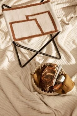 Ferm LIVING Tabouret Desert, Noir - Forme 7 Ferm LIVING Tabouret Desert, Noir - Forme -ferm LIVING Magasin 19 b 1924 1