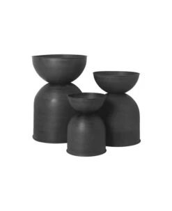 Ferm LIVING Pot Hourglass, Modèle L, Noir 10 Ferm LIVING Pot Hourglass, Modèle L, Noir -ferm LIVING Magasin Hourglass pot 100129 629 3 1