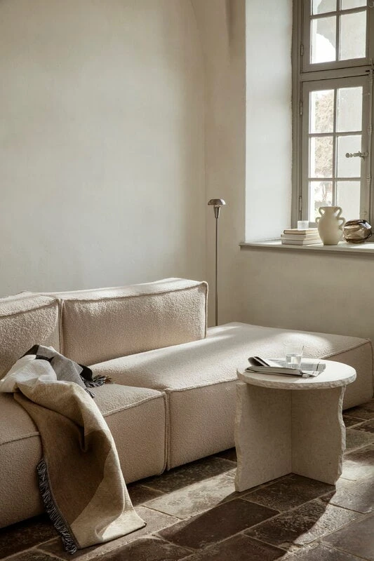 Ferm LIVING Couverture Entire, Tapisserie, Sable 6 Ferm LIVING Couverture Entire, Tapisserie, Sable – Image 4