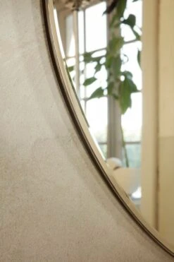 Ferm LIVING Petit Miroir Pond, Chrome Foncé -ferm LIVING Magasin fermLIVING AW21 PondMirrorDarkChrome image