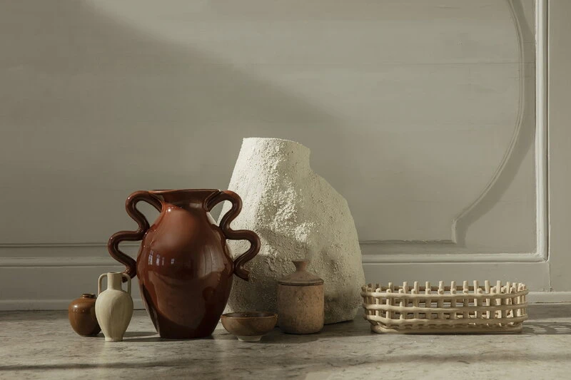Ferm LIVING Vase De Table Verso, Terracotta 7 Ferm LIVING Vase De Table Verso, Terracotta – Image 5