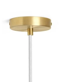 Ferm LIVING Suspension Vuelta, 100 cm, Blanc - laiton 10 Ferm LIVING Suspension Vuelta, 100 cm, Blanc - laiton -ferm LIVING Magasin fermLIVING VueltaPendant 100 WhiteBrass pack 3