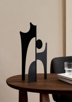 Ferm LIVING Contour Piece, Noir -ferm LIVING Magasin fermLIVING AW22 ContourPiece 1104266420 image 1
