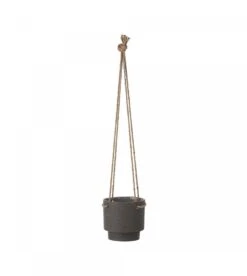 Ferm LIVING Plant Hanger - Medium 5 Ferm LIVING Plant Hanger - Medium -ferm LIVING Magasin plant hanger low 1